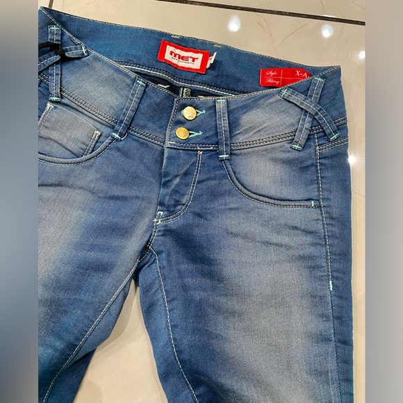 NWT MET low rise skinny jeans - Picture 9 of 13